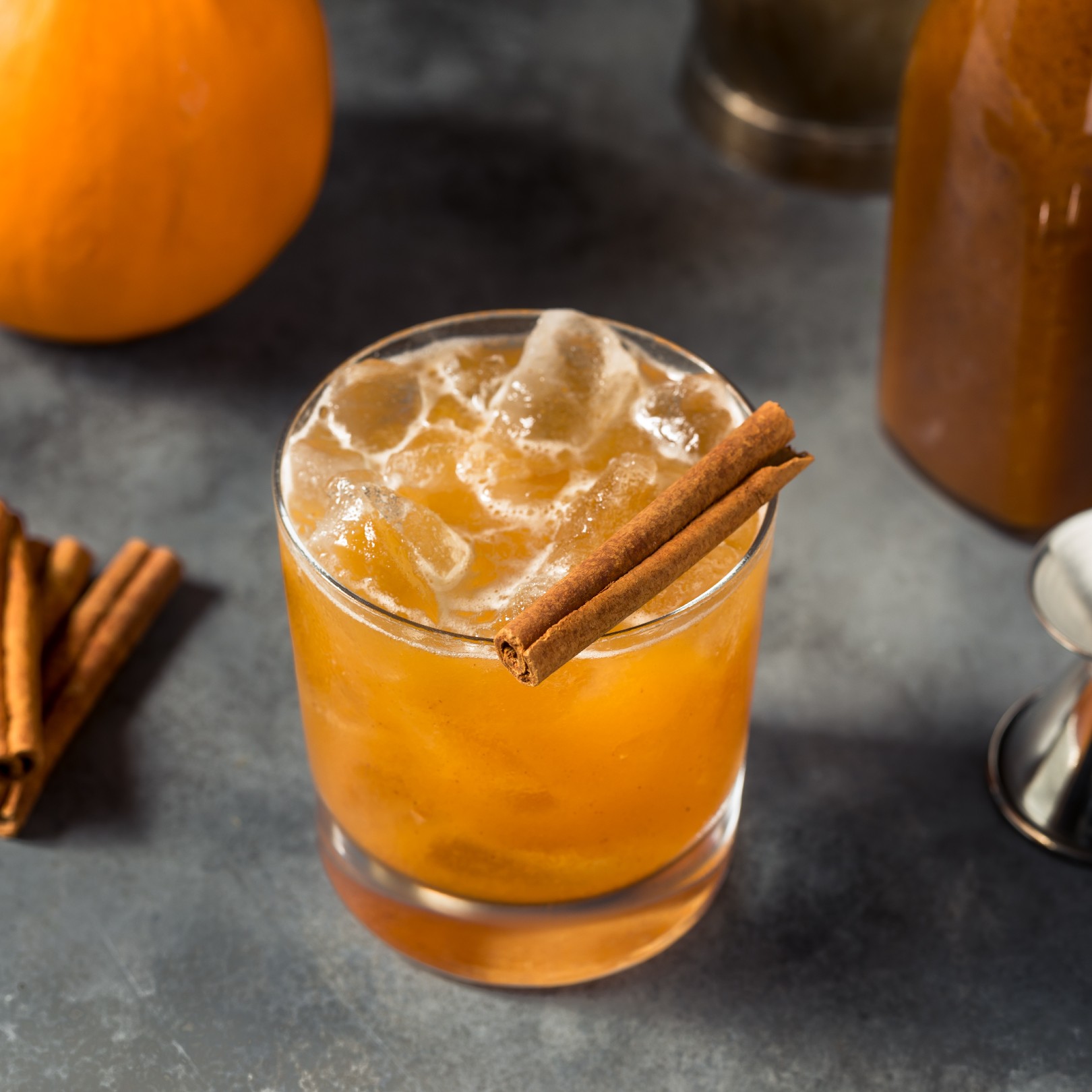 pumpkin spice whiskey drink